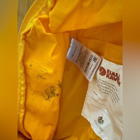 Fjallraven Kanken Backpack - Picture 10 of 10